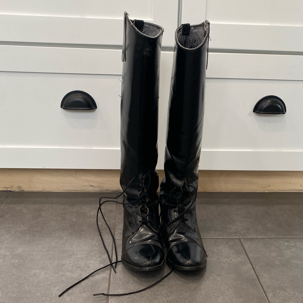 Y’all Black Leather Riding Boots. Size 7.5 S